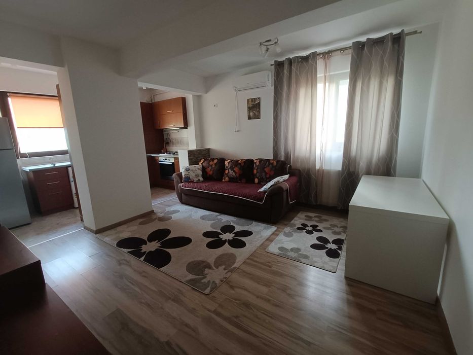 Închiriez ap 2 camere semidecomandat