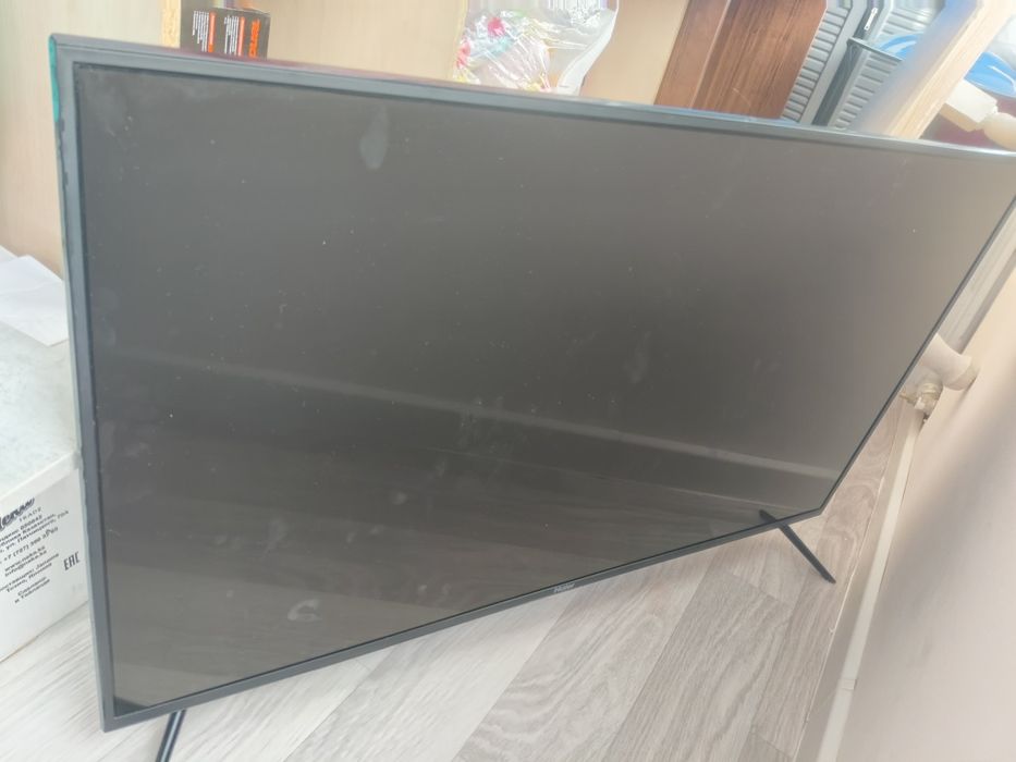 Продам телевизор Haier LE43K6500U