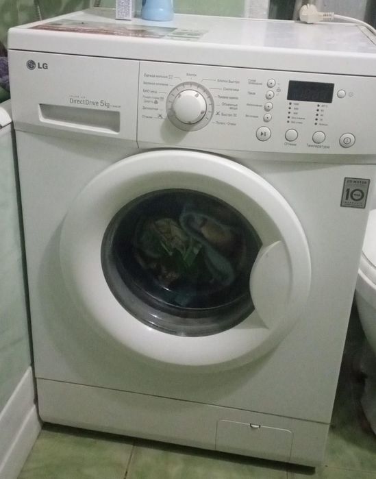 Машинка автомат продам