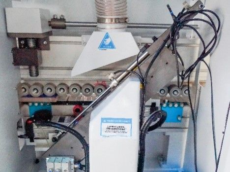 Кромкооблицовочный автоматический станок