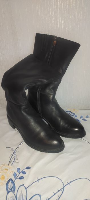 Женские зимние сапоги