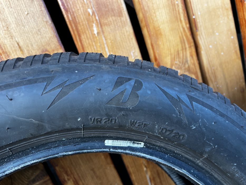 4xAnvelope iarna Bridgestone  Bilzzak 205 60  16