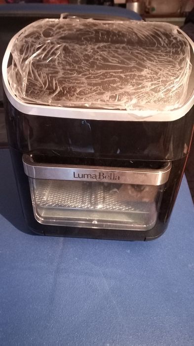 Продам почти новую Аэрогриль.