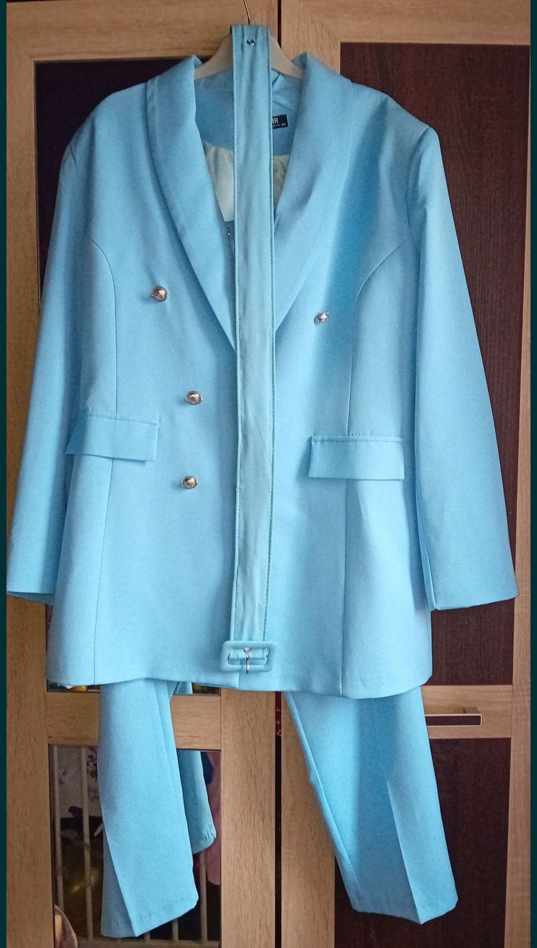 Costum albastru/ baby blue marimea 42-44