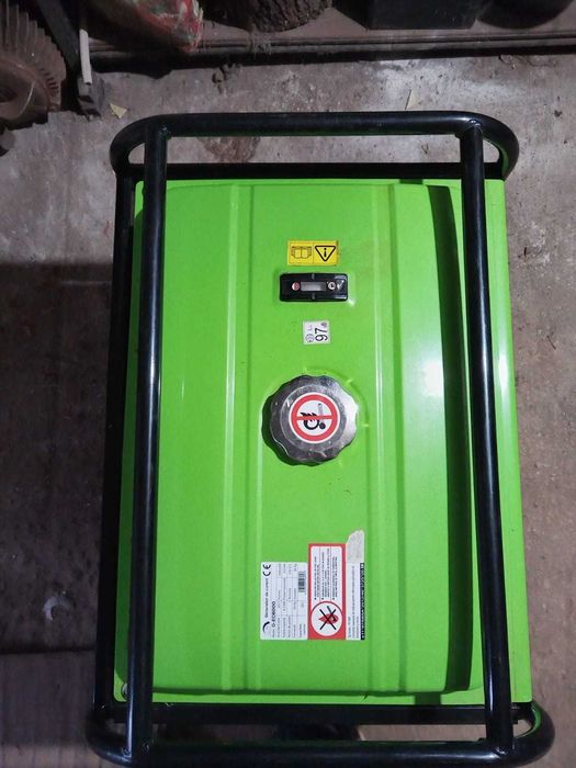 Vand Generator de curent GreenField G-EC6000