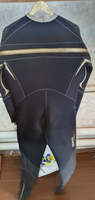 Костюм для подводной охоты