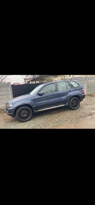 Vând x5 e53 sau schimb 
420000 km 
3.