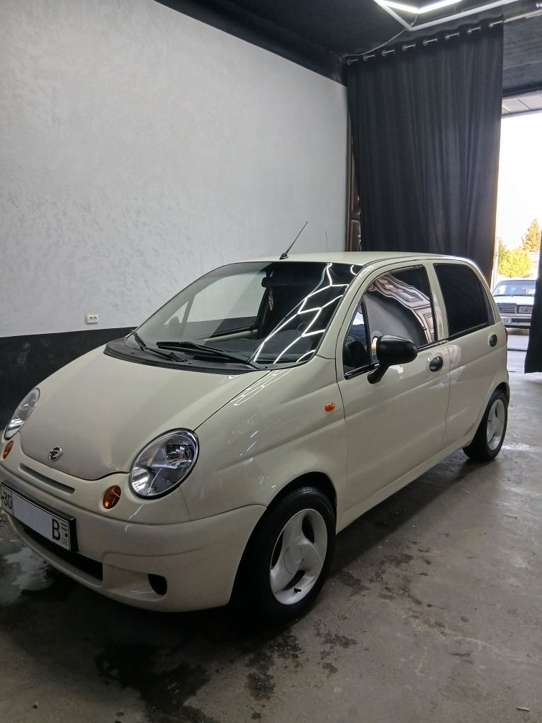 Matiz sotiladi mx
