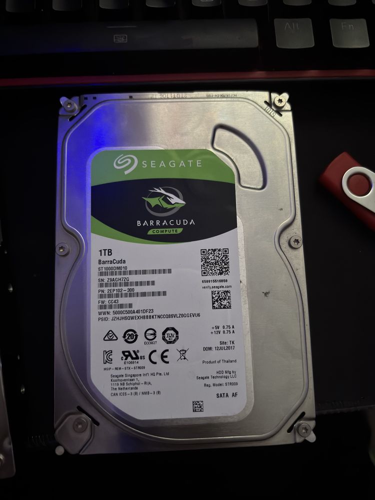 2x hard disk Seagate Western digital
