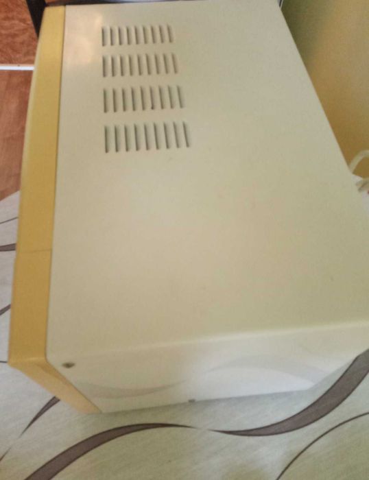 Продавам микровълнова