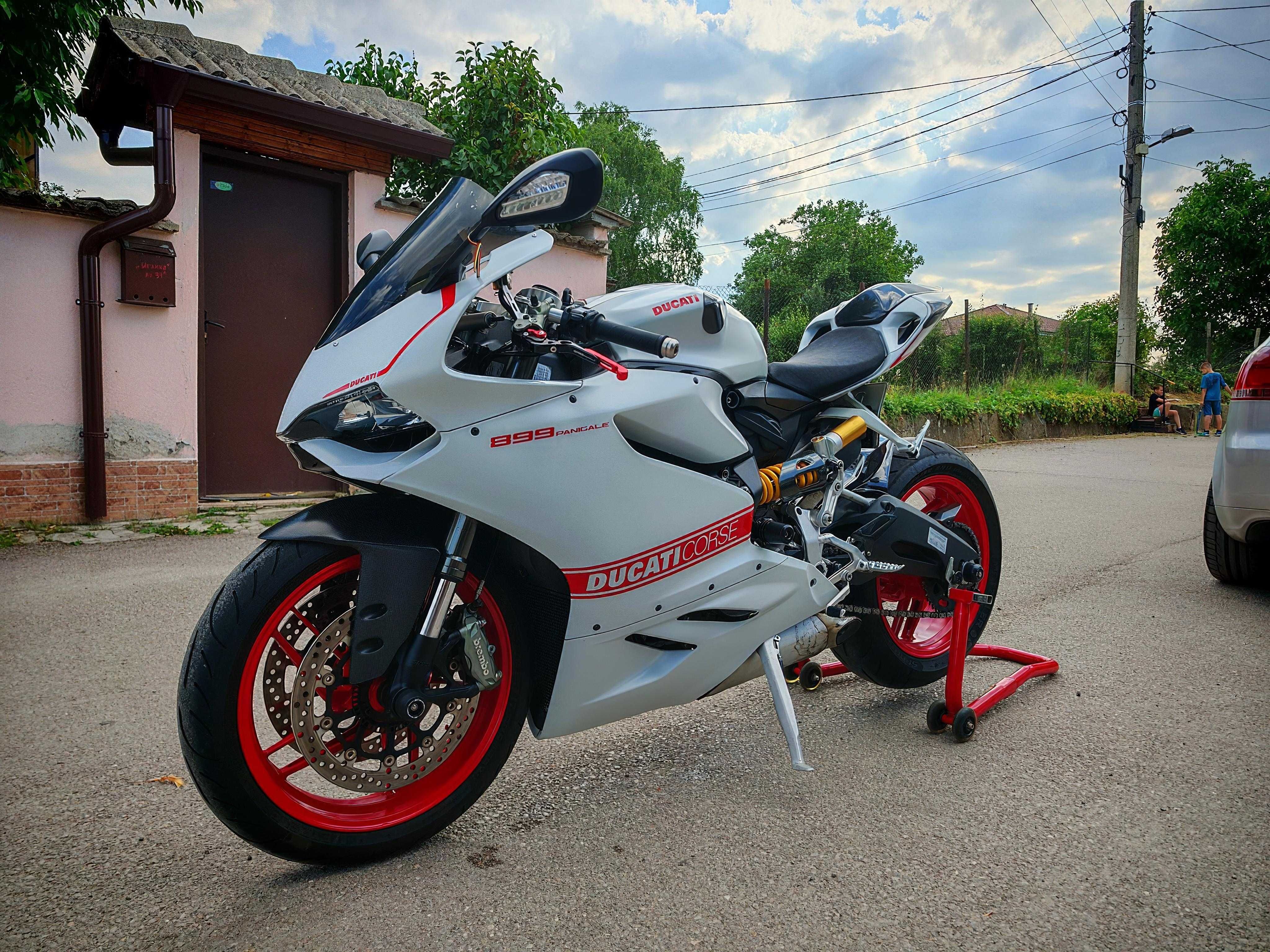 Ducati Panigale 899