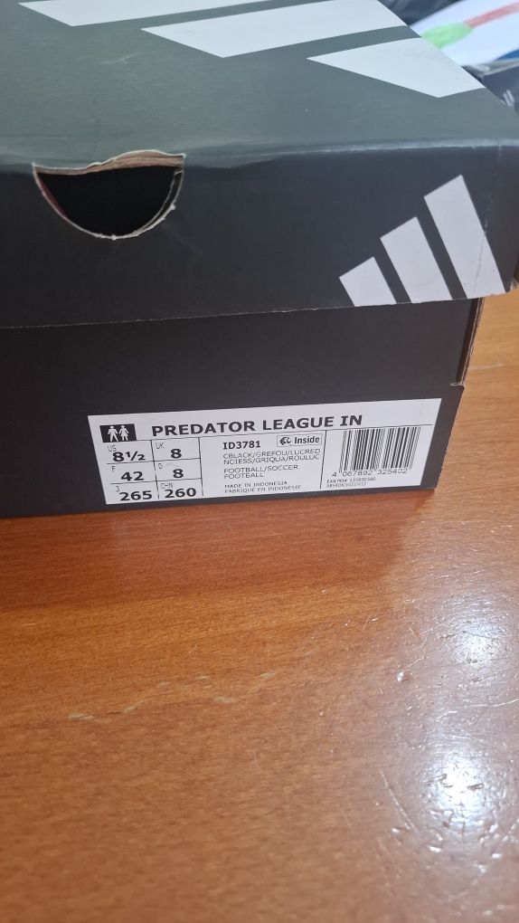 Adidas predator league in