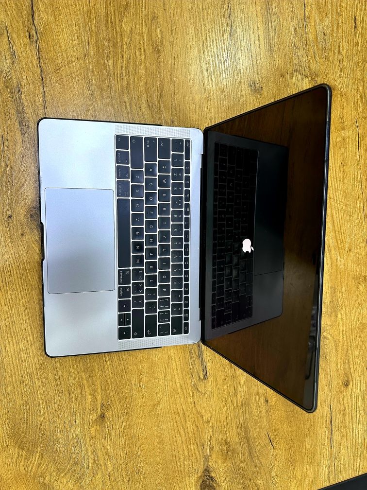 Macbook Pro 13 2017
