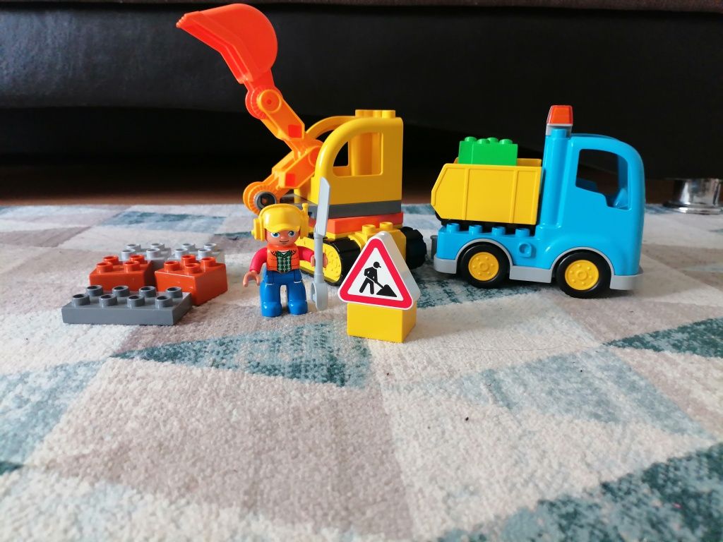 Lego duplo camionul de construcții