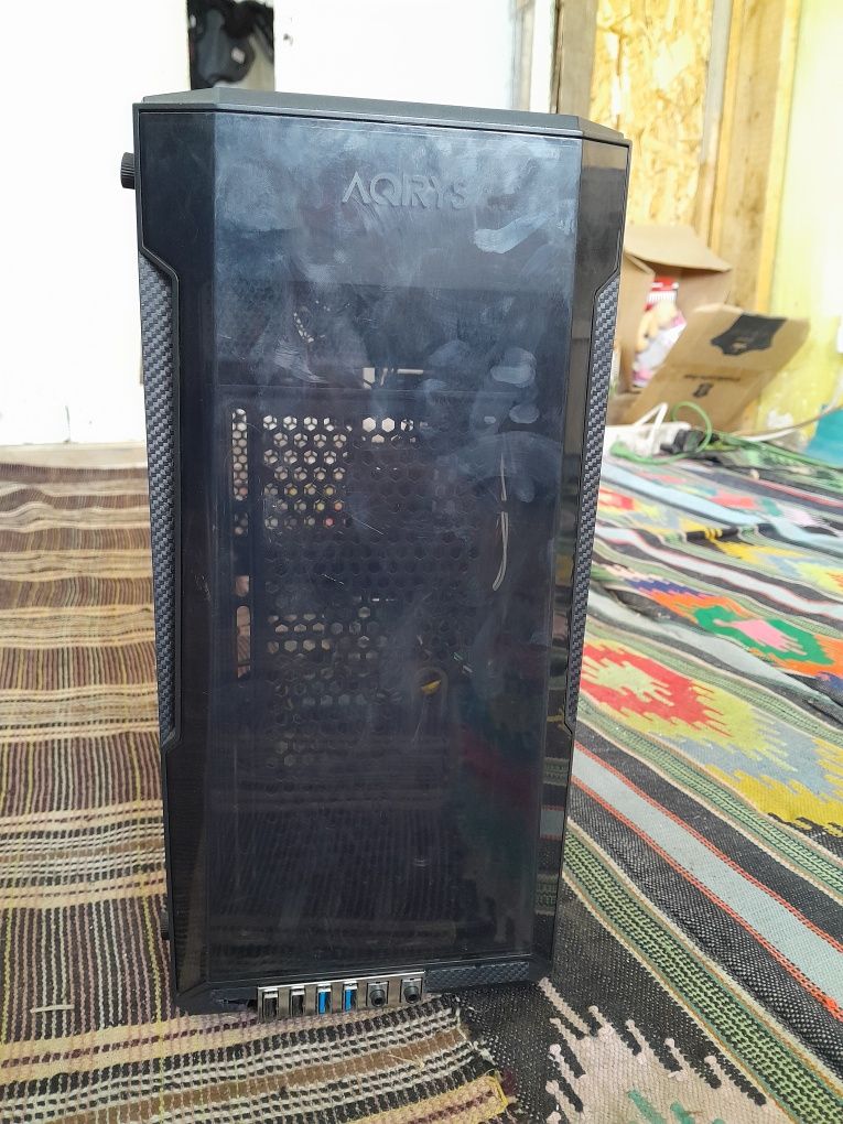 Vând PC AMD FX pro 8350B