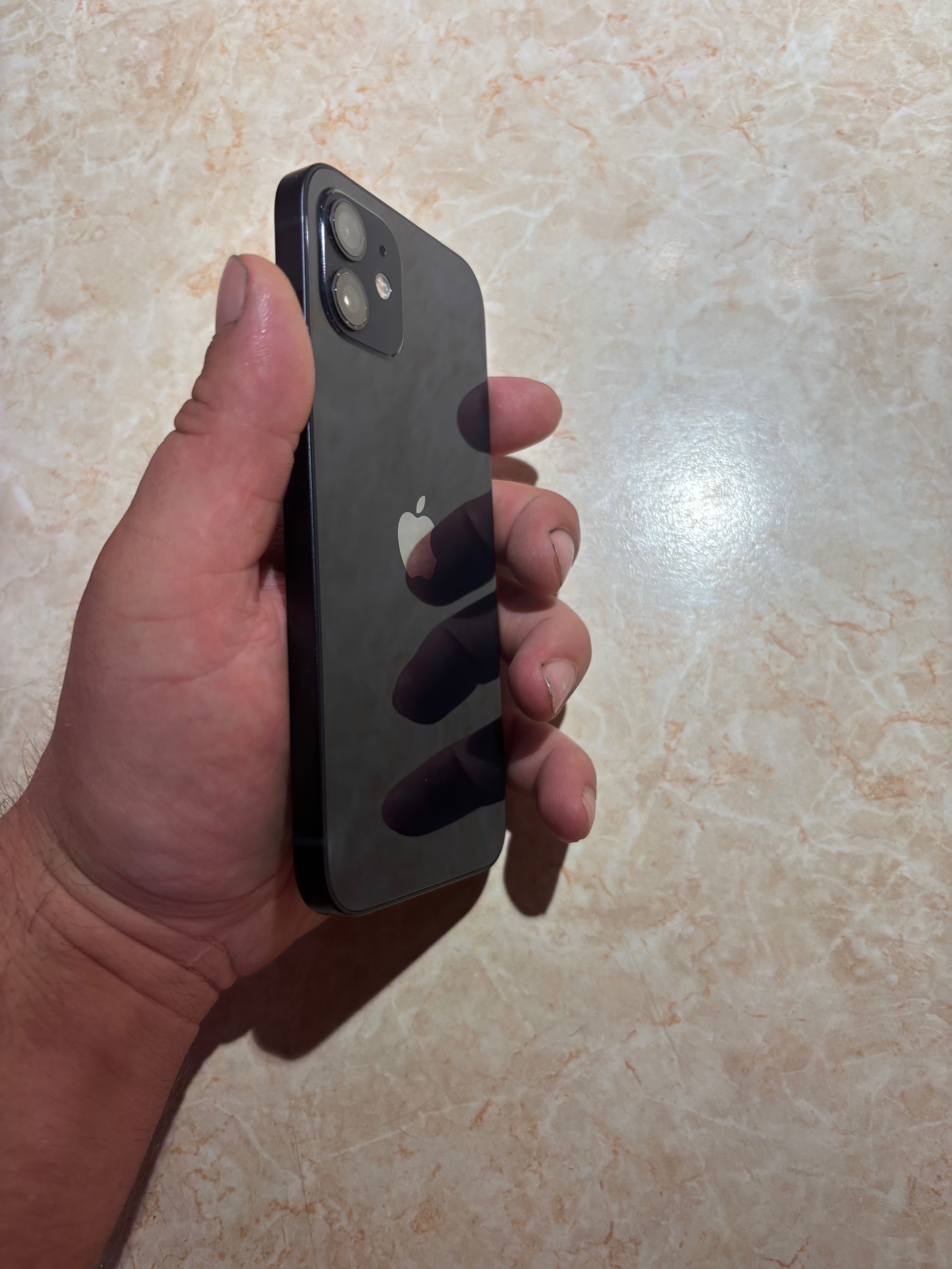 Iphone12 в отлично състояние!