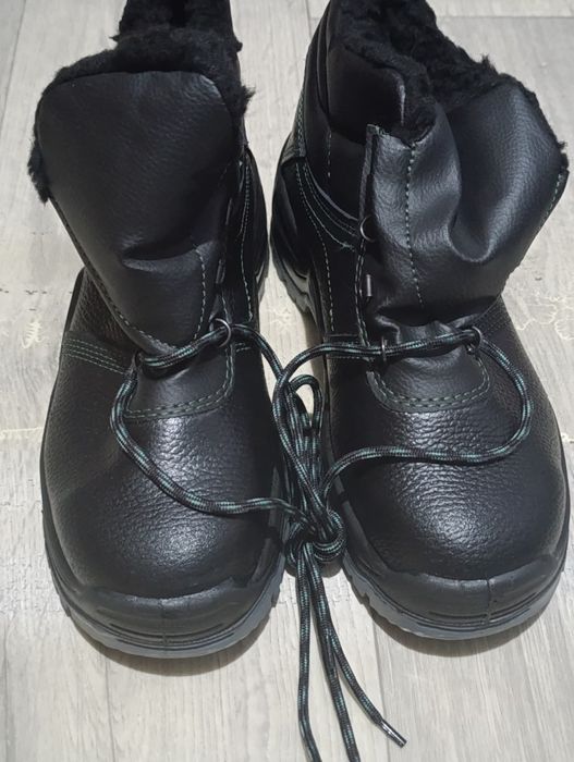 Зимние ботинки рабочие