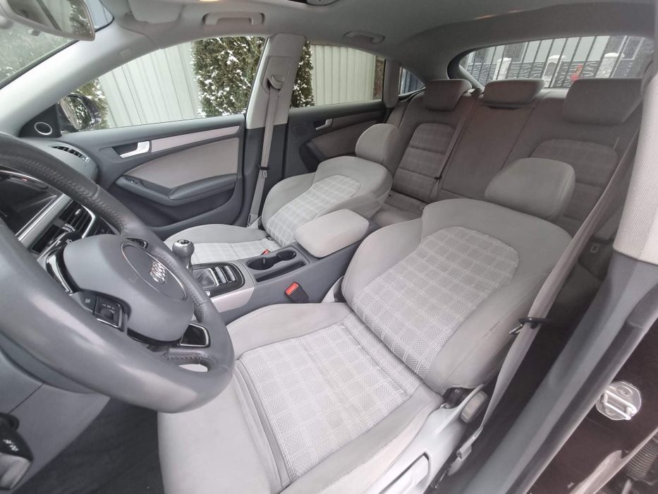 Audi A5 sportback 1,8tfsi 2013 benzina 240k kilometri Eventual Schimb