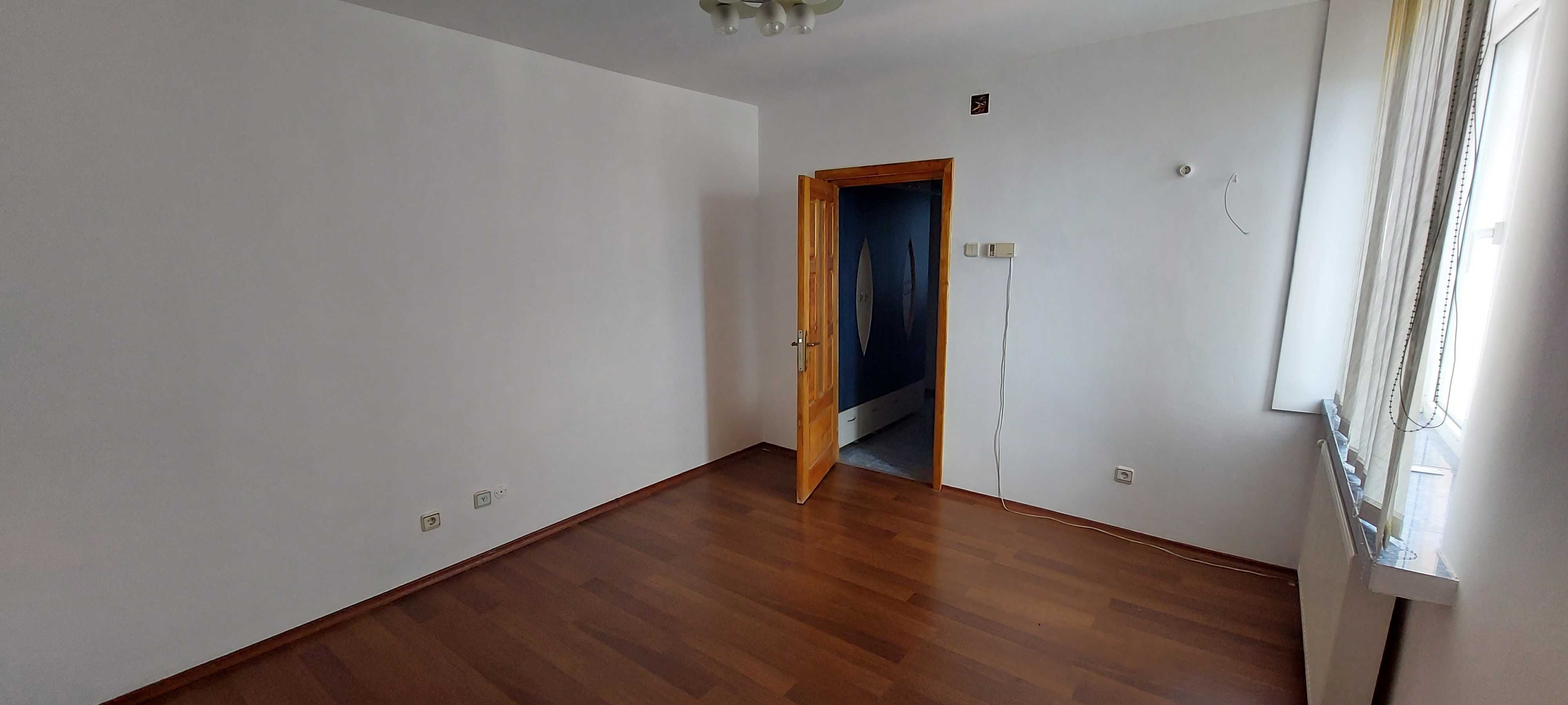 Apartament 3 camere Piatra Neamt, Maratei