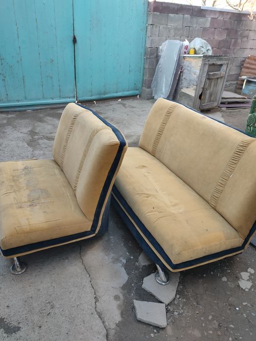 Диван отдам даром