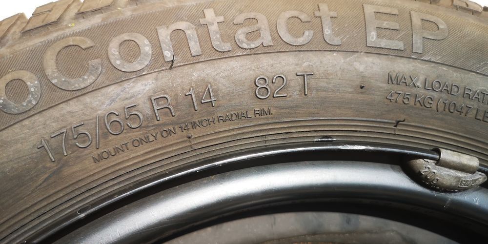 Vand Janta R14 4x100 Dacia Opel Renault Iphone Samsung Fara Cauciuc