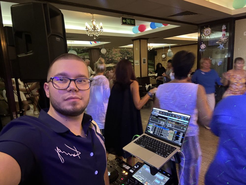DJ / Диджей За Вашият специален повод / ДЖ
