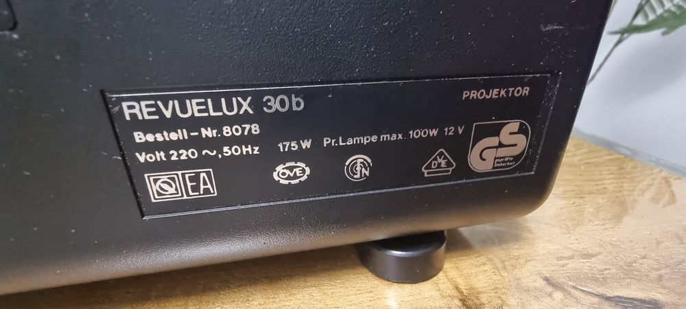 Кино камера Revue Lux 30 b