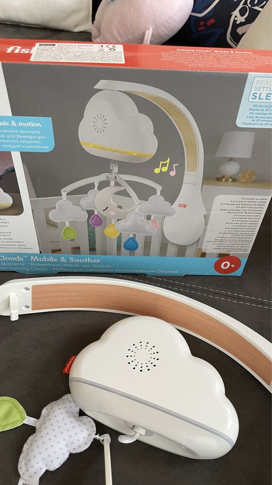 Fisher Price успокояваща преспивна музикална играчка лампа за бебе