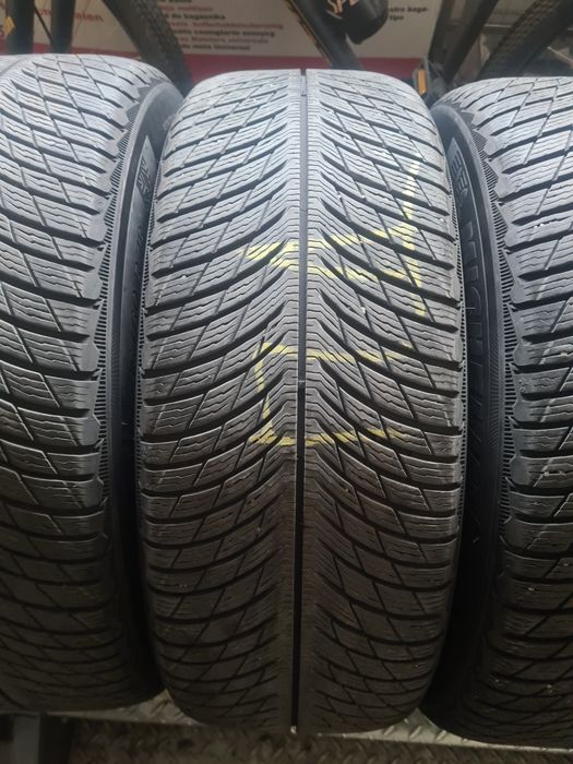 Продавам Зимни Гуми Мишлен