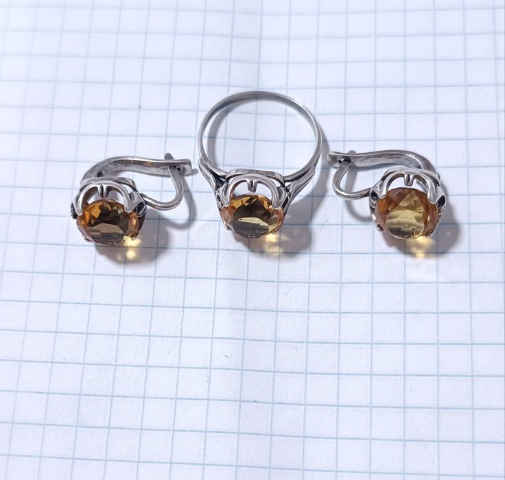 Серебряный  женский комплект с цетрином 925 проба Европа 80е годы