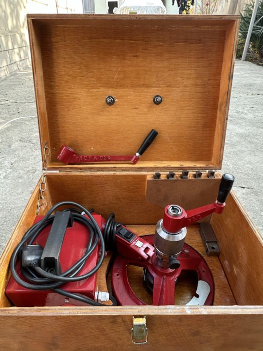 Фреза сотилади.Янги