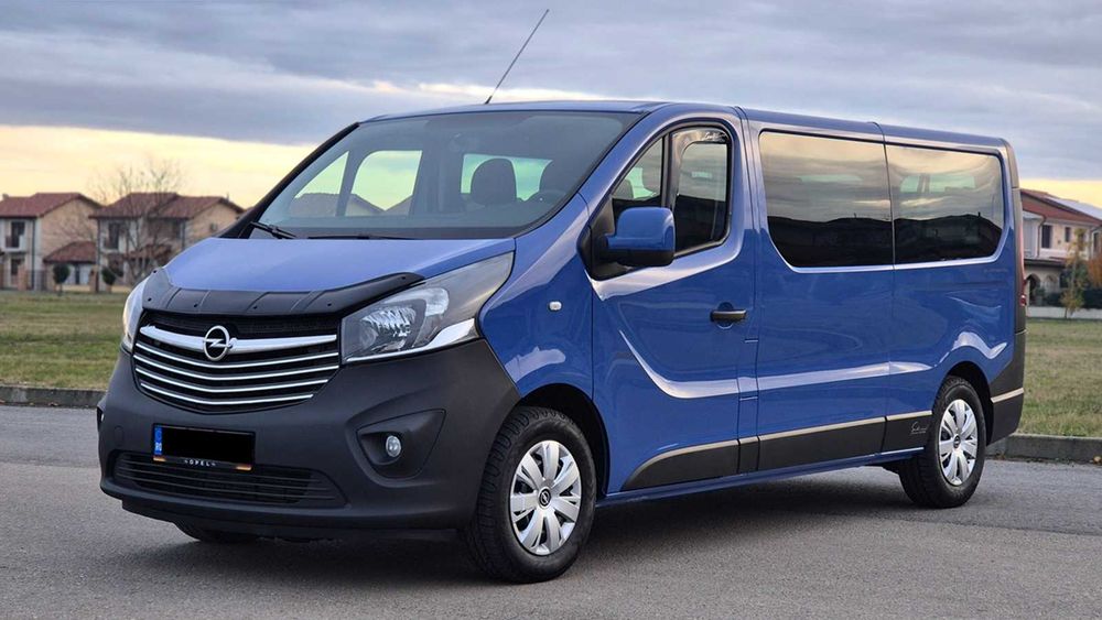 Opel Vivaro An 2018 8+1 Locuri Model Extra Lung Trafic