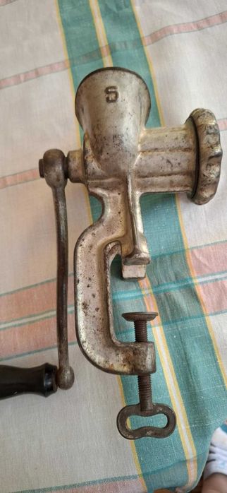 Машинка за мелене на месо