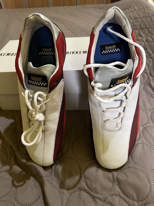 Teniși converse noi..