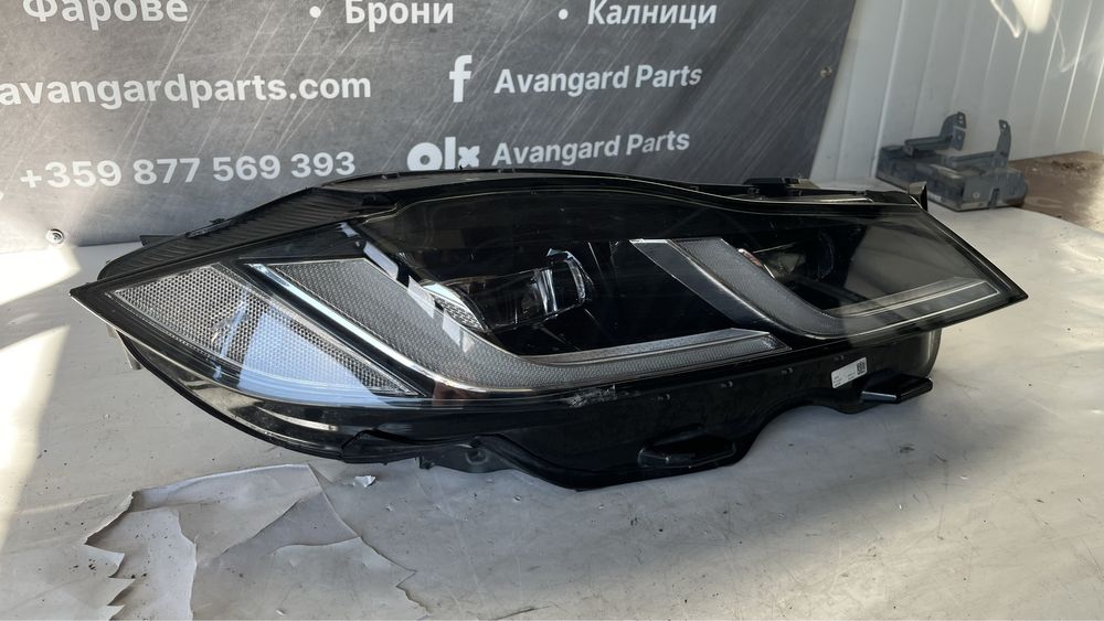 Десен фар Jaguar XF X260 (2015-2024)