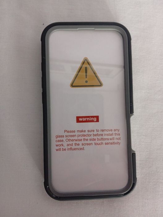 iPhone 16mini .carcasa noua