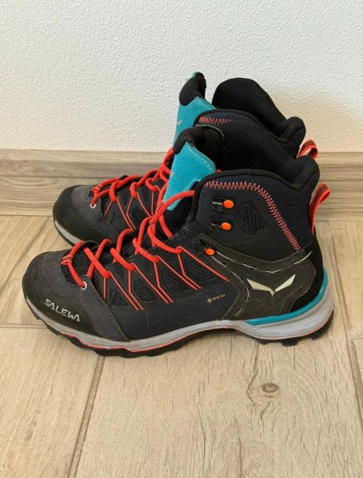 Bocanci de 3 sezoane Salewa Mountain Trainer Lite Mid GTX pentru femei