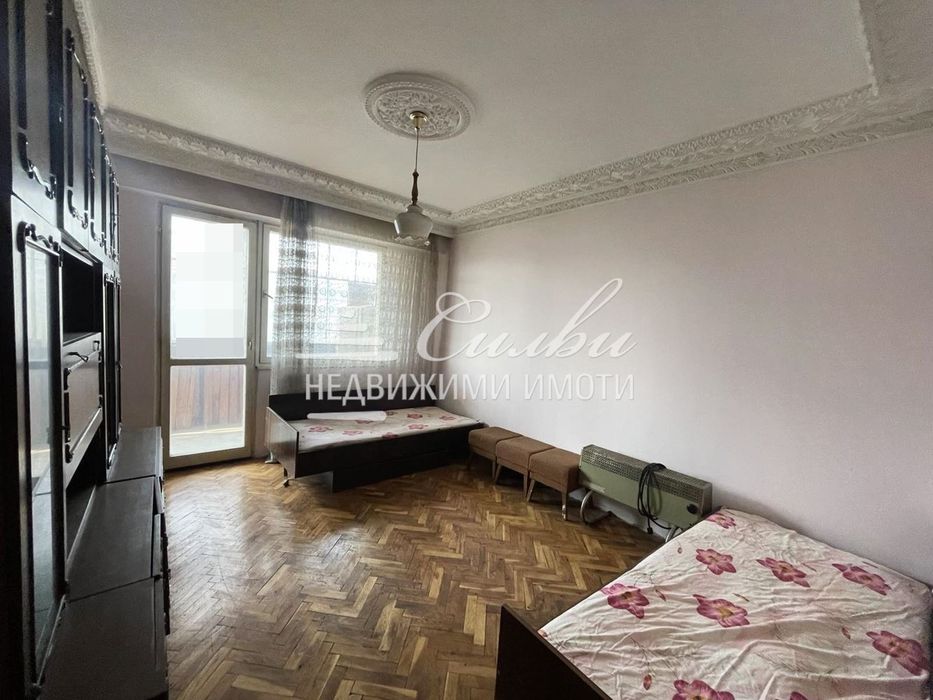 Двустаен РАЗШИРЕН апартамент - кв. Боян Българанов 1