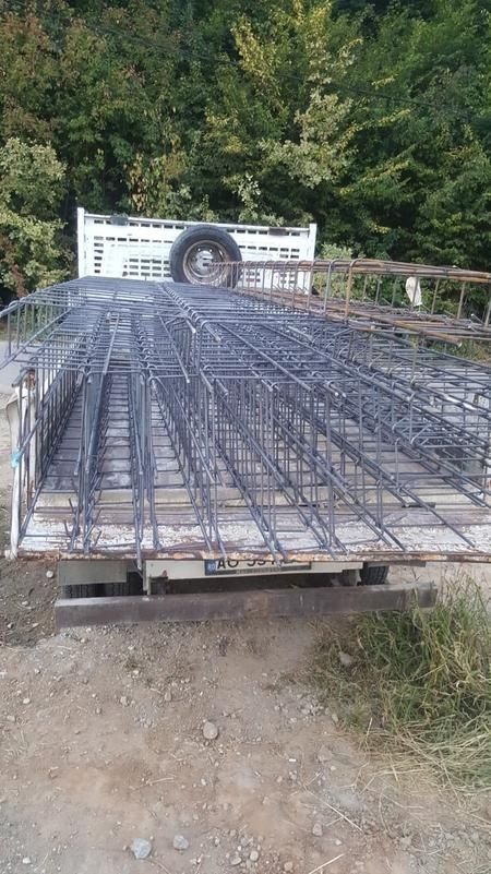 Garduri / Case / Trotuare / Alei / Constructii