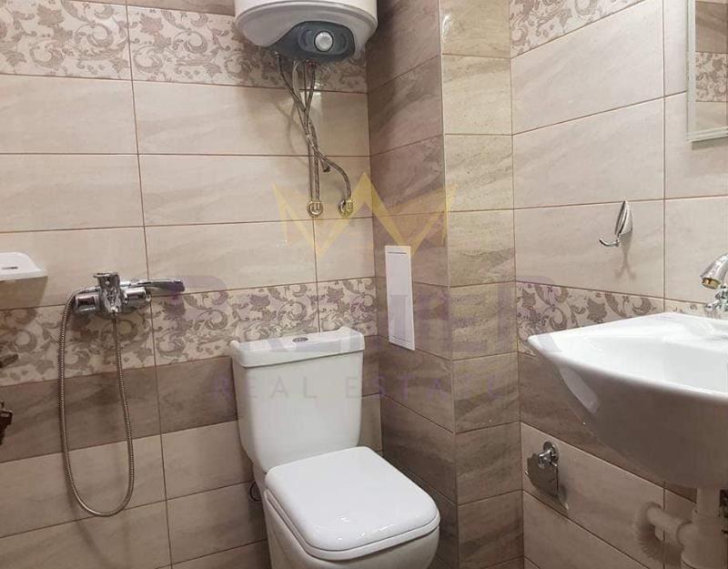 Дава се под наем Едностаен апартамент в Варна, Бриз - 30 кв.м за 255 € - Снимка #3