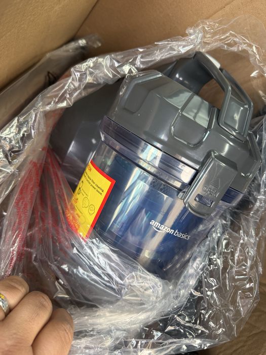 Aspirator fara sac, 700w, capacitate 1.5 litri, accesorii multiple