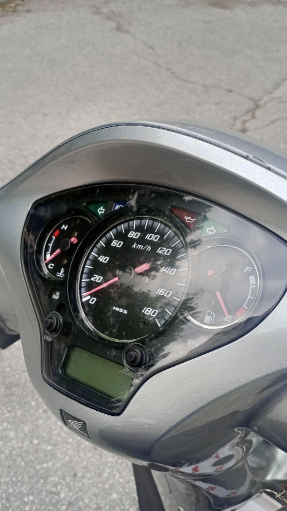 Honda sh 300 i Скутер