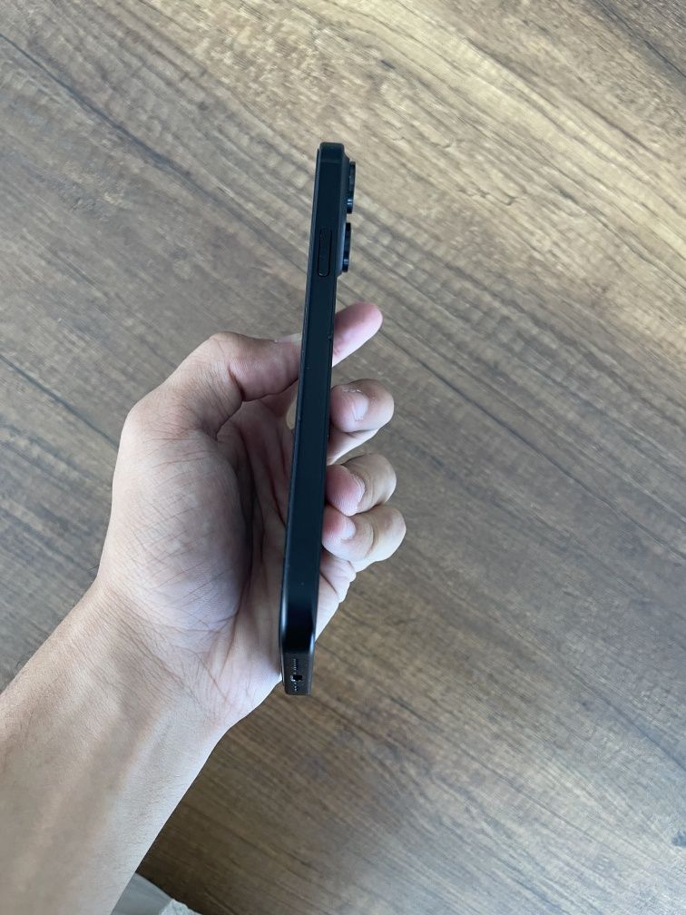 Iphone 15 plus 97 yomkst