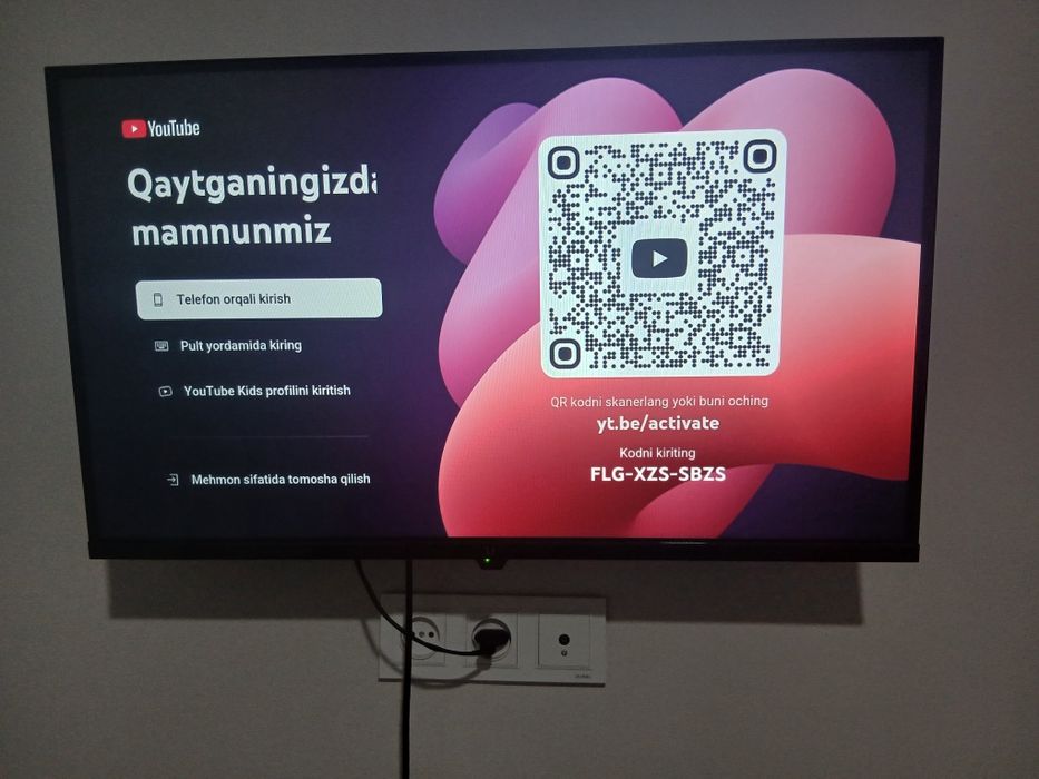 Sotiladi.  Televizor 32 smart LI.   Tikuv mashina