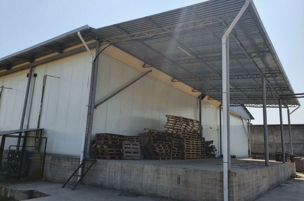 Прадажа склад с веткой