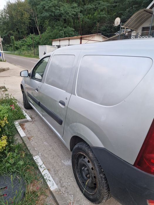 LOGAN VAN 2007 .km reali