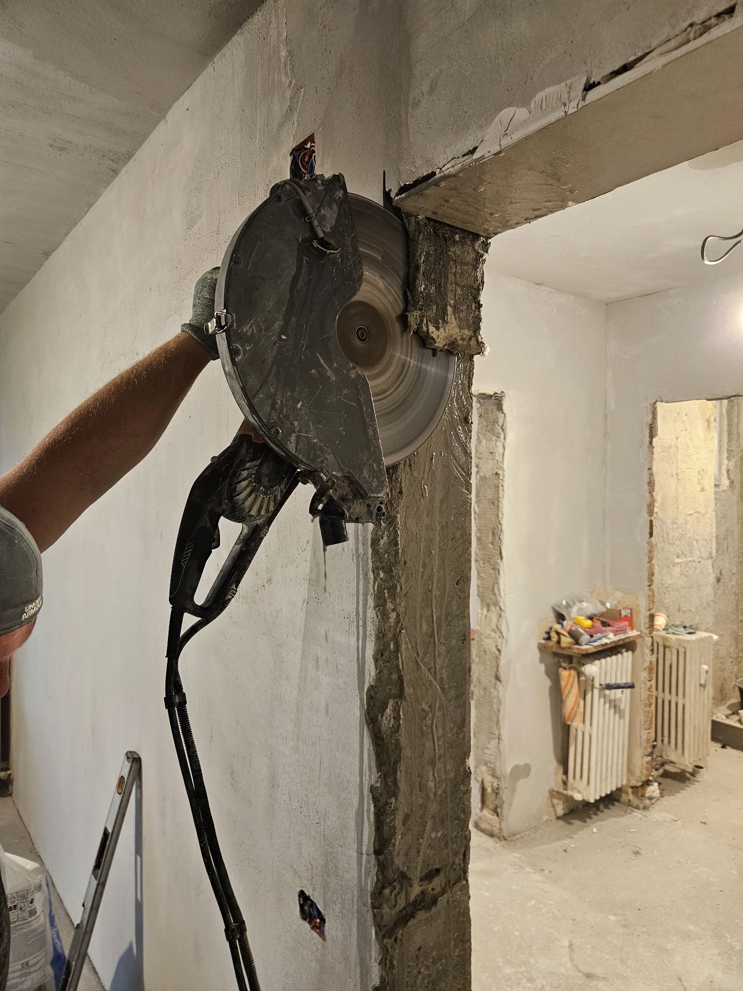 Taiere beton,cărămidă,bca