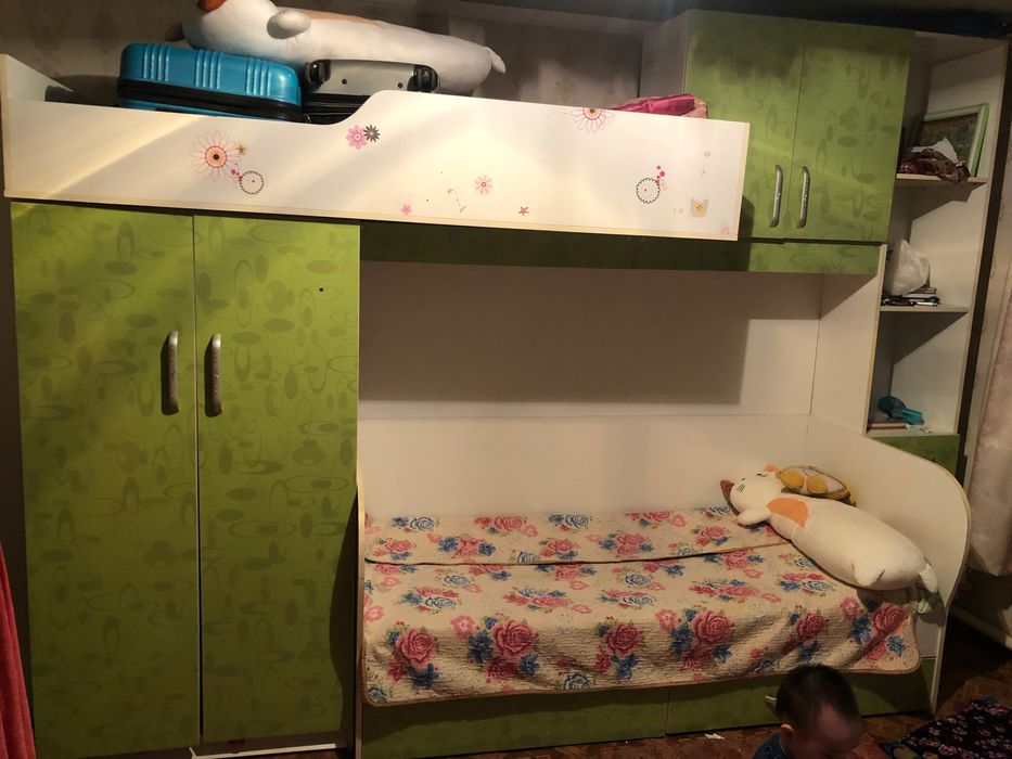 Срочно продаётся детский гарнитур
