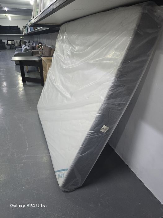 Матрас Пружинный.