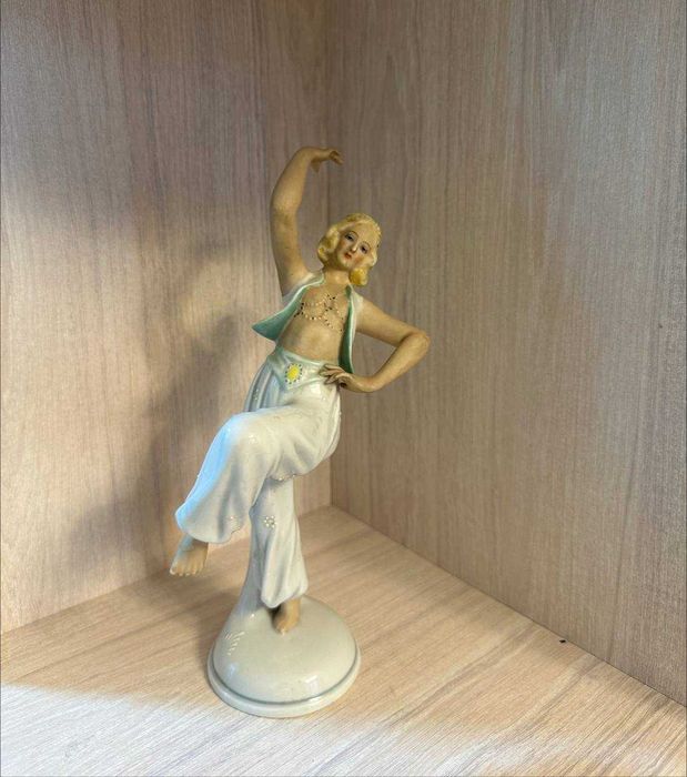 Восточная танцовщица Германия